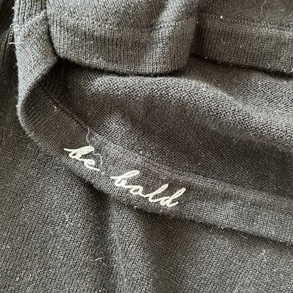 Lululemon Black Sweater 2 - Picture 4 of 6